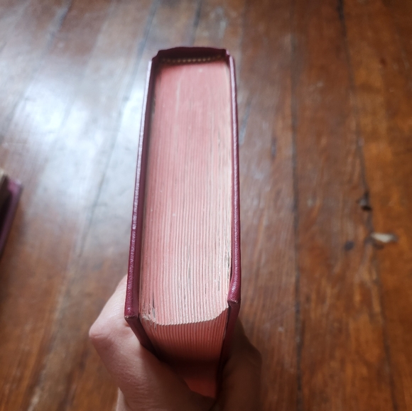 New Revised Standard Version HOLY BIBLE 1990 Red Hardcover United Methodist - Picture 6 of 13